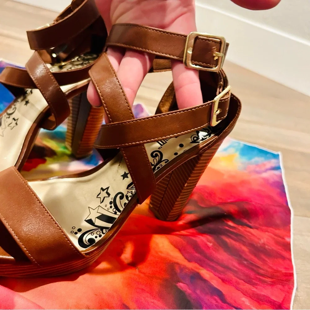 Brash Platform Sandals
